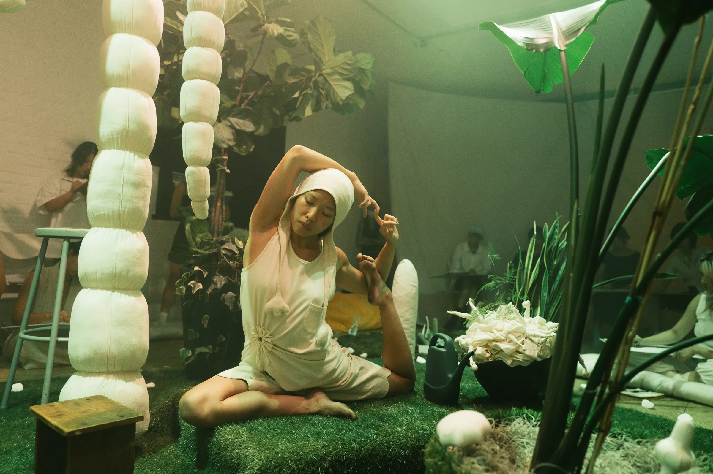 julie shows off her flexibility in a short figure drawing pose